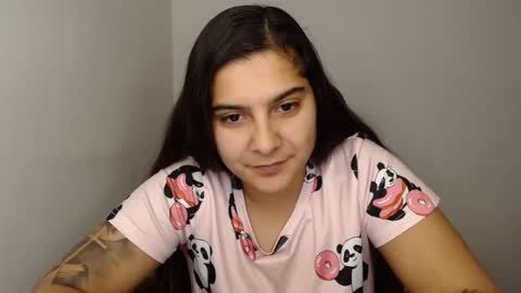 Snapshot of amanda5star chatting on 15, 1, 2025 The queen of the biceps online show from 15, 1, 2025