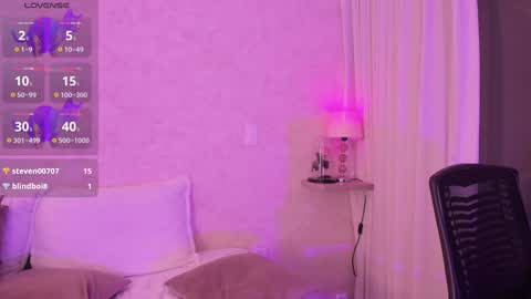 Snapshot of amanda_26 chatting on 31, 12, 2024 Luisa online show from 31, 12, 2024