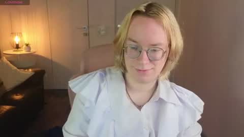 Hi im Amanda online show from 4, 7, 2026