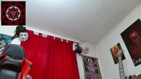 Amanda Valeska online show from 5, 10, 2025