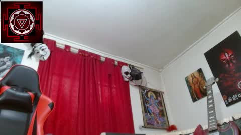 Amanda Valeska online show from 10, 5, 2026