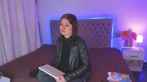 Snapshot of amandahoppe chatting on 29, 4, 2026 Amanda online show from 29, 4, 2026