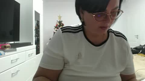 Snapshot of amandamuller1982 chatting on 18, 12, 2025 Anda online show from 18, 12, 2025