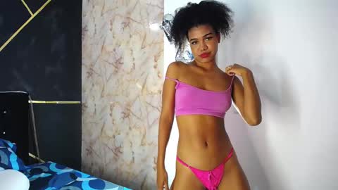 Amanda Robers online show from 3, 1, 2025