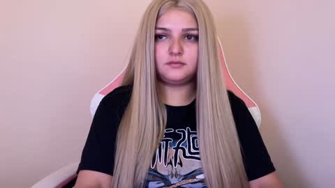 Amandha online show from 5, 2, 2025