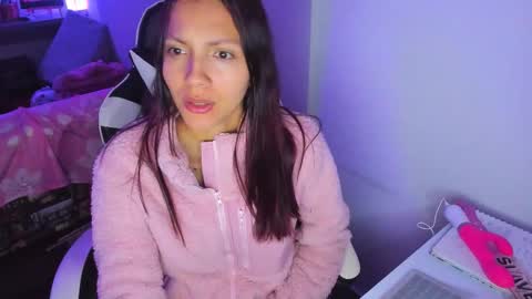 Snapshot of amara_22_ chatting on 19, 2, 2026 Liz online show from 19, 2, 2026