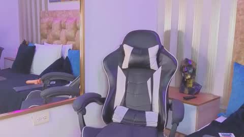 Snapshot of amara_queen_ chatting on 6, 3, 2026 Amara online show from 6, 3, 2026