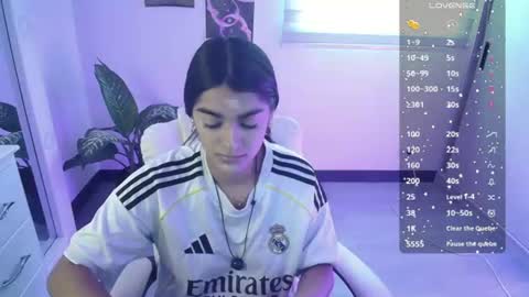 Snapshot of amara_silk chatting on 23, 6, 2026 amara_silk online show from 23, 6, 2026
