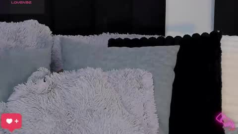 -  A M A R A - online show from 30, 10, 2025