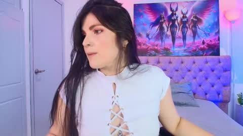 Amara Vega  online show from 17, 2, 2025