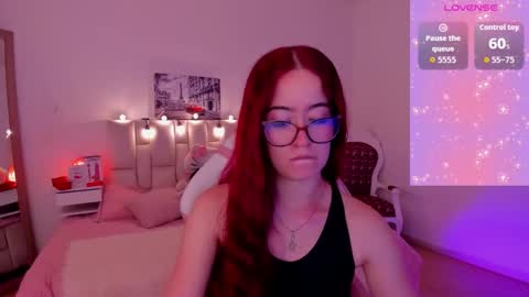 amaraa_couper1 online show from 19, 12, 2025