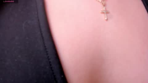 Snapshot of amaradivinex chatting on 18, 3, 2026 Amara Di online show from 18, 3, 2026