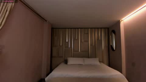 Snapshot of amaradivinex chatting on 9, 4, 2026 Amara Di online show from 9, 4, 2026