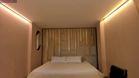 Snapshot of amaradivinex chatting on 10, 4, 2026 Amara Di online show from 10, 4, 2026