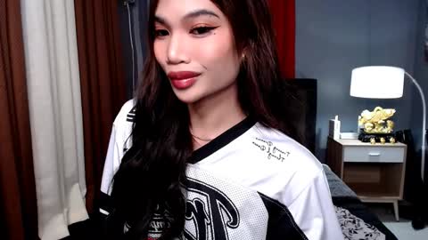 cute amara online show from 17, 3, 2026