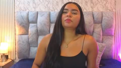 amarahanks_ online show from 19, 11, 2025