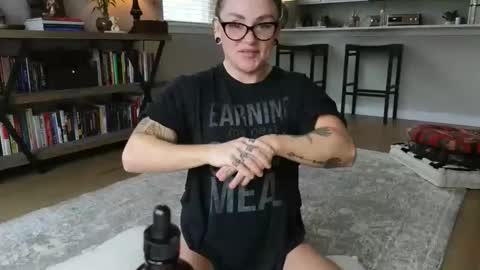 Amara Jezebel online show from 15, 1, 2026