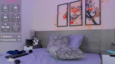 Snapshot of amaravelez chatting on 21, 10, 2025 Amara online show from 21, 10, 2025