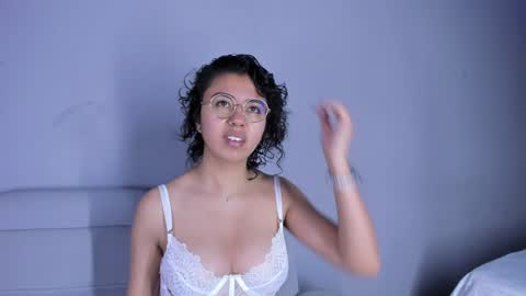 Snapshot of amarettho chatting on 15, 12, 2024 Emily online show from 15, 12, 2024