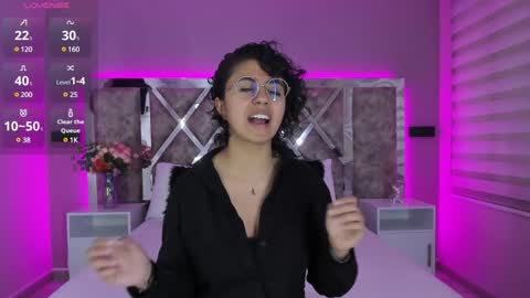 Snapshot of amarettho chatting on 20, 12, 2024 Emily online show from 20, 12, 2024