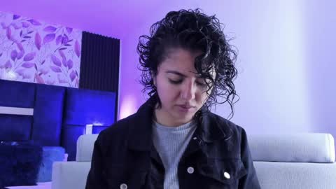 Snapshot of amarettho chatting on 29, 12, 2024 Emily online show from 29, 12, 2024