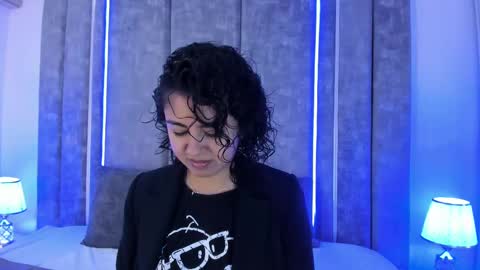 Snapshot of amarettho chatting on 7, 3, 2025 Emily online show from 7, 3, 2025
