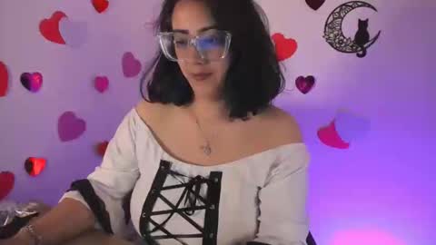 Snapshot of amaryllis_vizcaya chatting on 17, 2, 2025 Katt online show from 17, 2, 2025