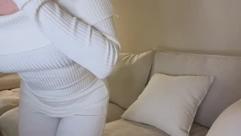 amaya_floress online show from 14, 4, 2026