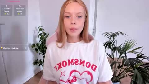 Snapshot of amazing_roxana chatting on 11, 7, 2026 Roxy online show from 11, 7, 2026