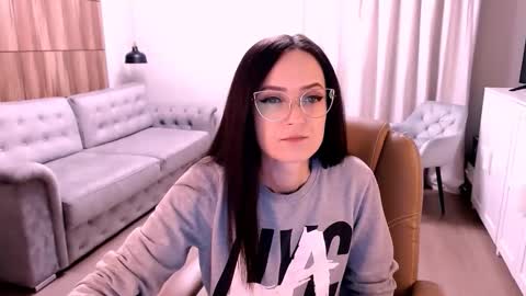 Snapshot of amazingeyes89 chatting on 29, 9, 2025 Izza online show from 29, 9, 2025