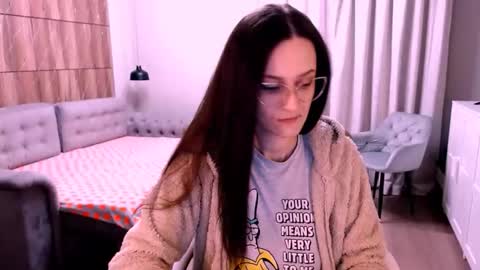 Izza online show from 8, 2, 2026