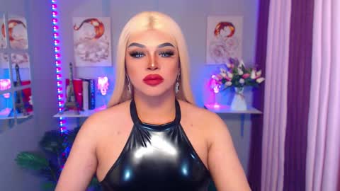 Snapshot of amazingfatcock_ts chatting on 8, 1, 2025 MISS JAZMINE QUEEN OF HELLFIRE online show from 8, 1, 2025