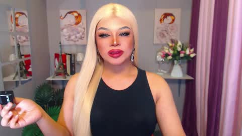 Snapshot of amazingfatcock_ts chatting on 10, 1, 2025 MISS JAZMINE QUEEN OF HELLFIRE online show from 10, 1, 2025