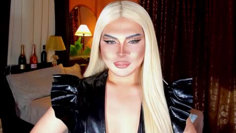 Snapshot of amazingfatcock_ts chatting on 27, 1, 2025 MISS JAZMINE QUEEN OF HELLFIRE online show from 27, 1, 2025