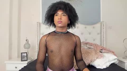 Snapshot of ambar_colling chatting on 25, 2, 2025 Ambar Colling online show from 25, 2, 2025