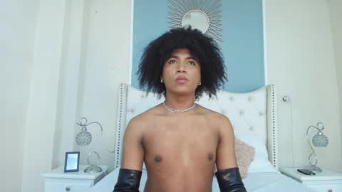 Snapshot of ambar_colling chatting on 8, 3, 2025 Ambar Colling online show from 8, 3, 2025