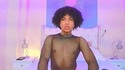 Ambar Colling online show from 7, 10, 2025