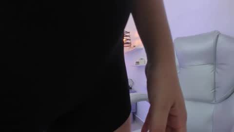 ambar_cullen online show from 12, 11, 2025