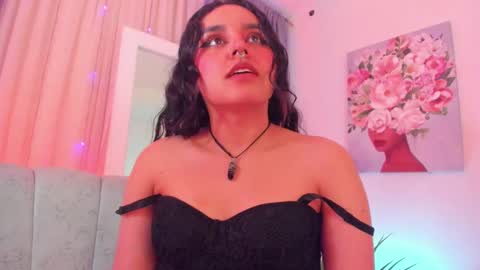 Snapshot of ambar_devon chatting on 28, 12, 2024 online show from 28, 12, 2024