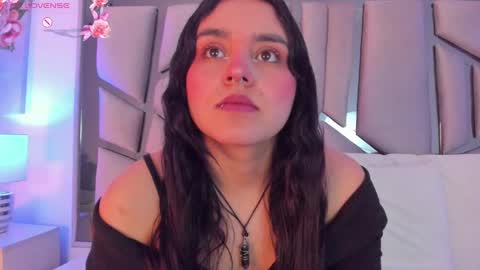 Snapshot of ambar_devon chatting on 21, 1, 2025 online show from 21, 1, 2025