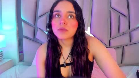 Snapshot of ambar_devon chatting on 30, 1, 2025 online show from 30, 1, 2025