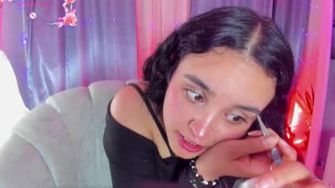 Snapshot of ambar_devon chatting on 14, 2, 2025 online show from 14, 2, 2025