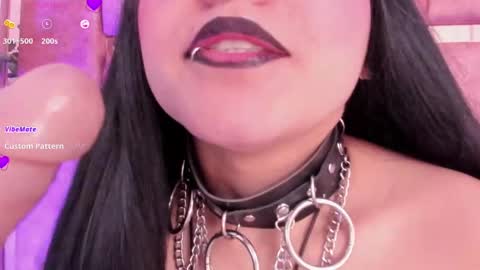 Snapshot of ambar_devon chatting on 2, 10, 2025   online show from 2, 10, 2025