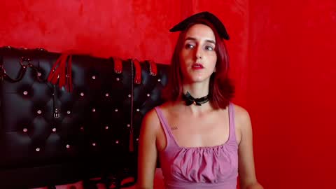 Snapshot of ambar_roux1 chatting on 5, 2, 2025 ambar_roux1 online show from 5, 2, 2025