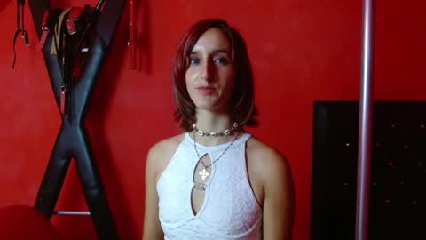 Snapshot of ambar_roux1 chatting on 11, 3, 2025 ambar_roux1 online show from 11, 3, 2025