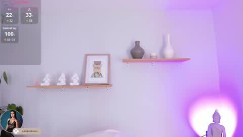 ambarevans_ online show from 9, 9, 2025