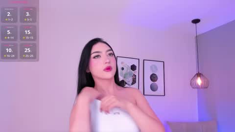 ambarevans_ online show from 7, 10, 2025