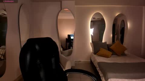 Ambar  online show from 2, 11, 2025