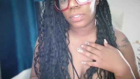 Snapshot of ambarose88 chatting on 17, 5, 2026 Amoya online show from 17, 5, 2026