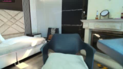 Snapshot of ambaross chatting on 11, 12, 2024 Ambar Ross online show from 11, 12, 2024